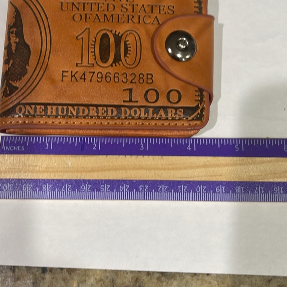 Leather wallet men’s or women’s  open 8.5” long closed 4.25” - Picture 6 of 7